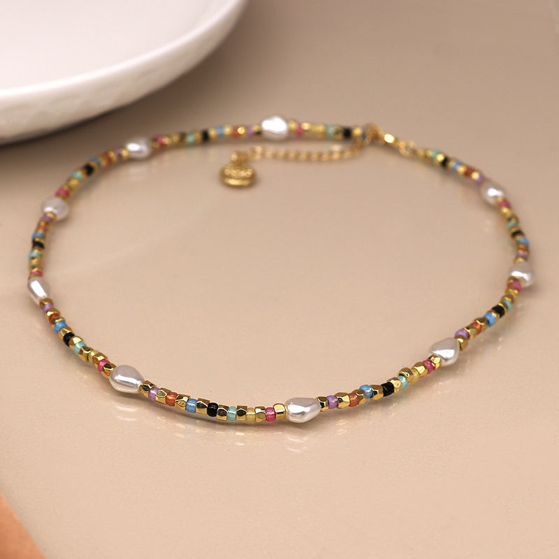 Multicoloured Gold and Fresh Water Pear Neckace