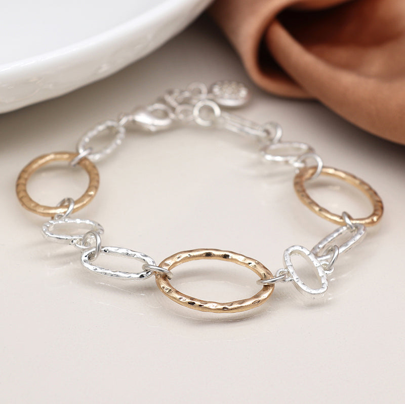 SILVER PLATED AND FAUX GOLD HAMMERED LINKED HOOPS BRACELET
