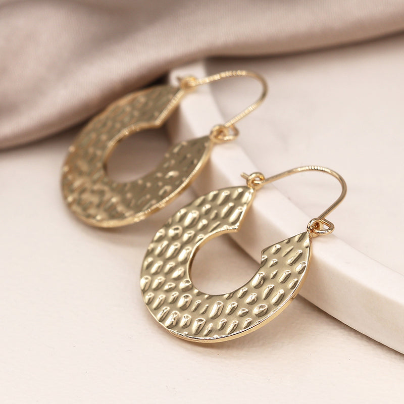 Faux gold hammered c-hoop earrings