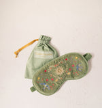 Elizabeth Scarlett Olive Earth Godess