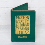 Clawr Pasbort a Thag Bagiau Passport Cover and Luggage Tag