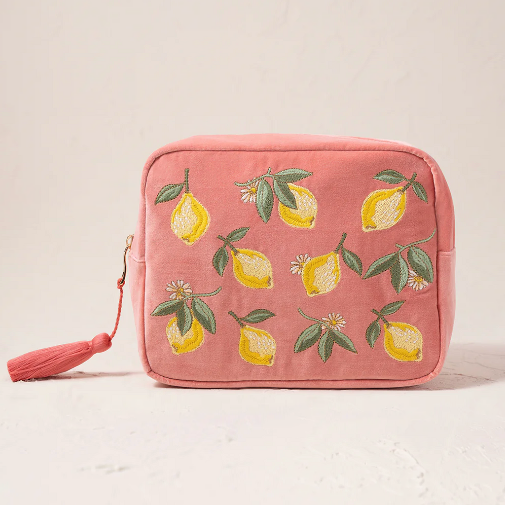 Elizabeth Scarlett Lemon Blossom Coral – thatslovelythat