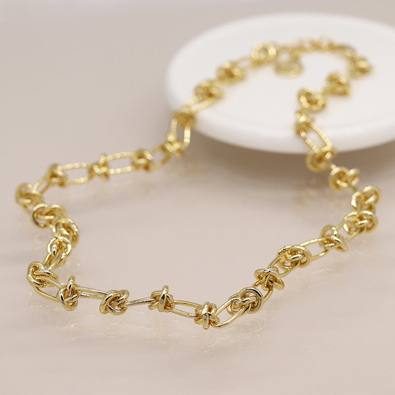 Golden knot link necklace