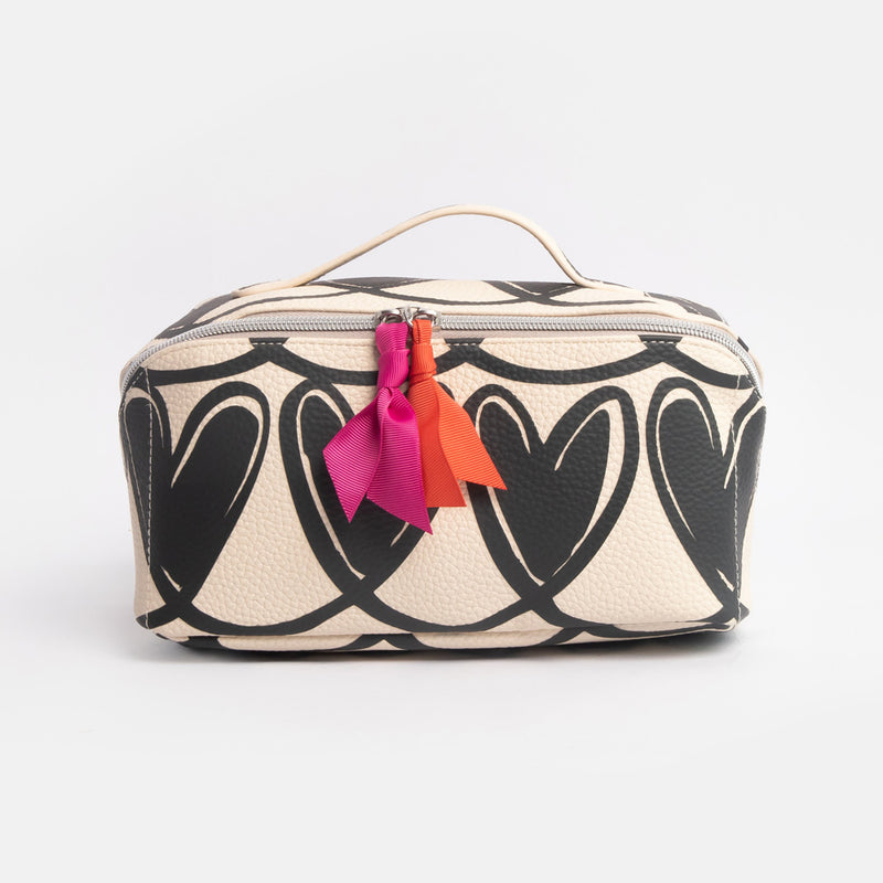 MONO LINKED HEARTS LARGE DIAGONAL WASHBAG