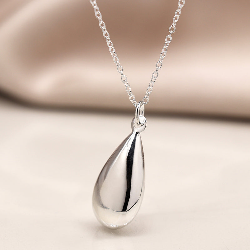 Sterling silver elegant teardrop necklace