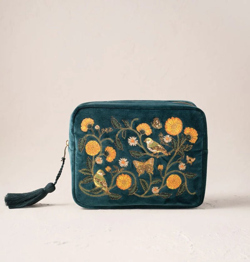 Elizabeth Scarlett Velvet Emerald Wild Garden