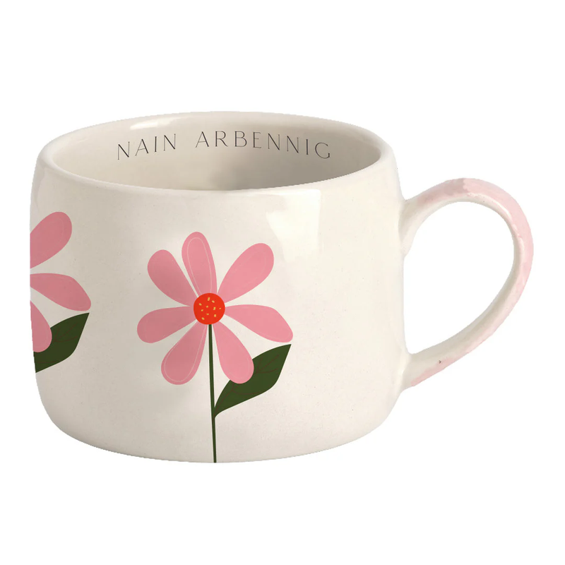 Nain Arbennig Mug