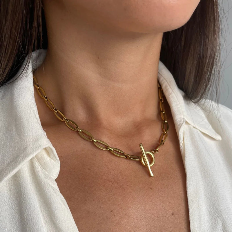 Long Link Gold Necklace with T-bar Fastener